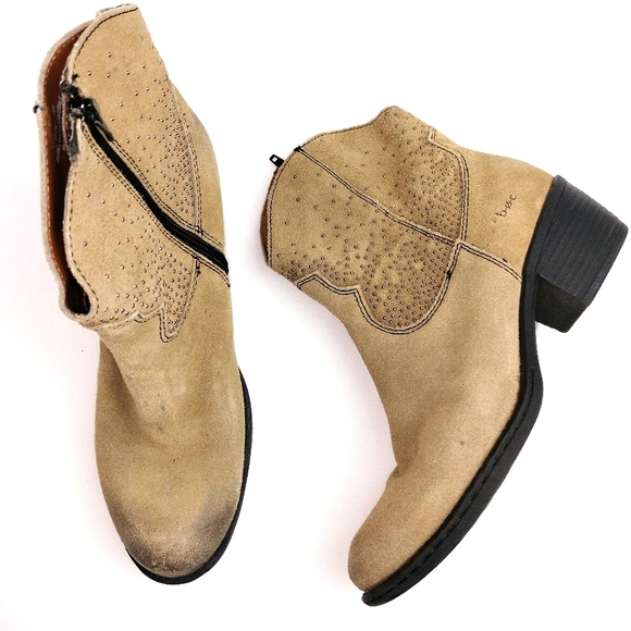 b.o.c. Shoes - B.O.C Born Concepts Taupe Suede Ombré Embellished Heeled Boot Sz. 8